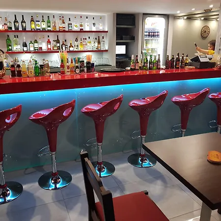 Amazones Aparthotel