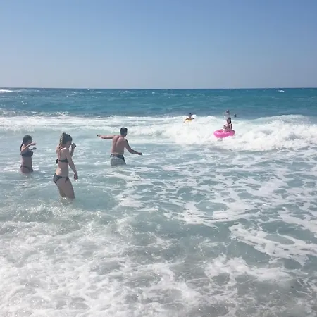 Amazones Lägenhetshotell Hersonissos (Crete)