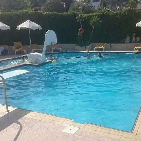 Апарт-отель Amazones 3*