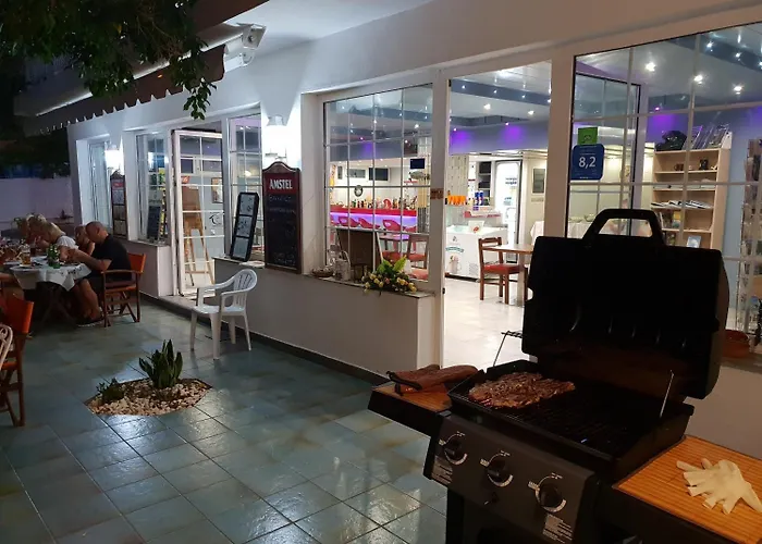 Amazones Aparthotel Hersonissos (Crete)