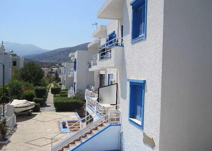 Amazones 아파트호텔 헐소니소스