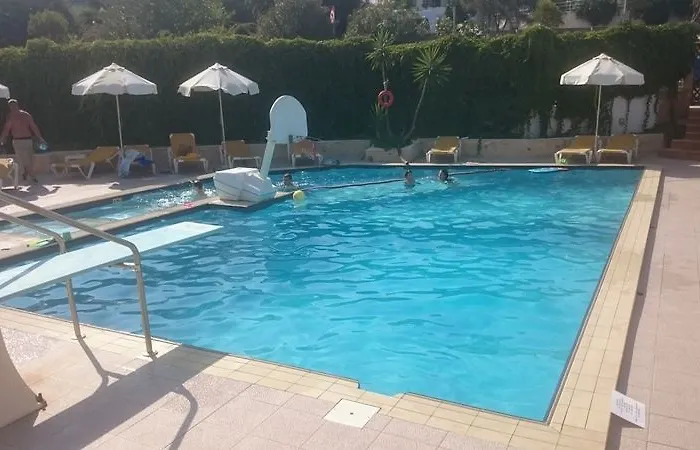 Aparthotel Amazones 3*