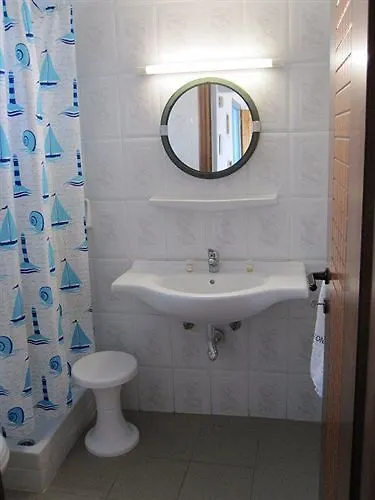 Aparthotel Amazones 3*