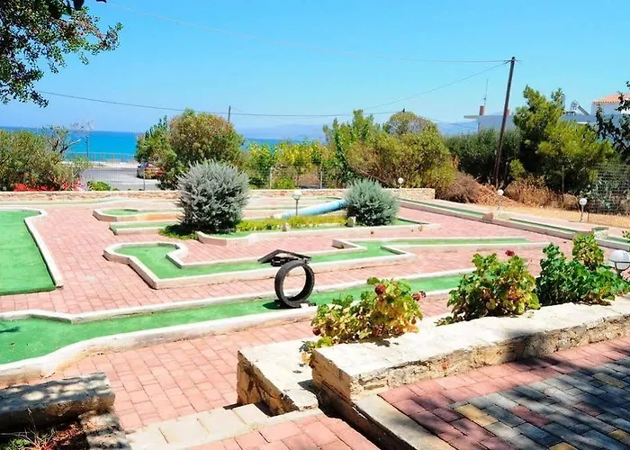 Amazones Aparthotel Hersonissos (Crete)