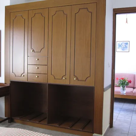 Amazones Apart-hotel Hersonissos (Crete)