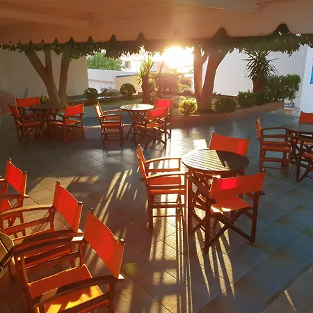 Apart-hotel Amazones Hersonissos (Crete)