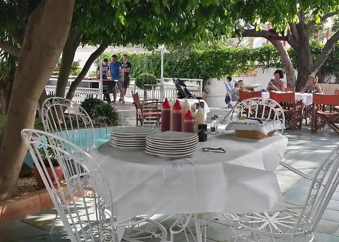 Amazones 3* Χερσόνησος